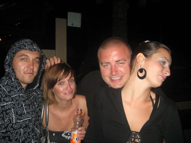 i/Kranj/Absolvent08/07-BlackWhiteParty/absolvent 1874.jpg_640.jpg